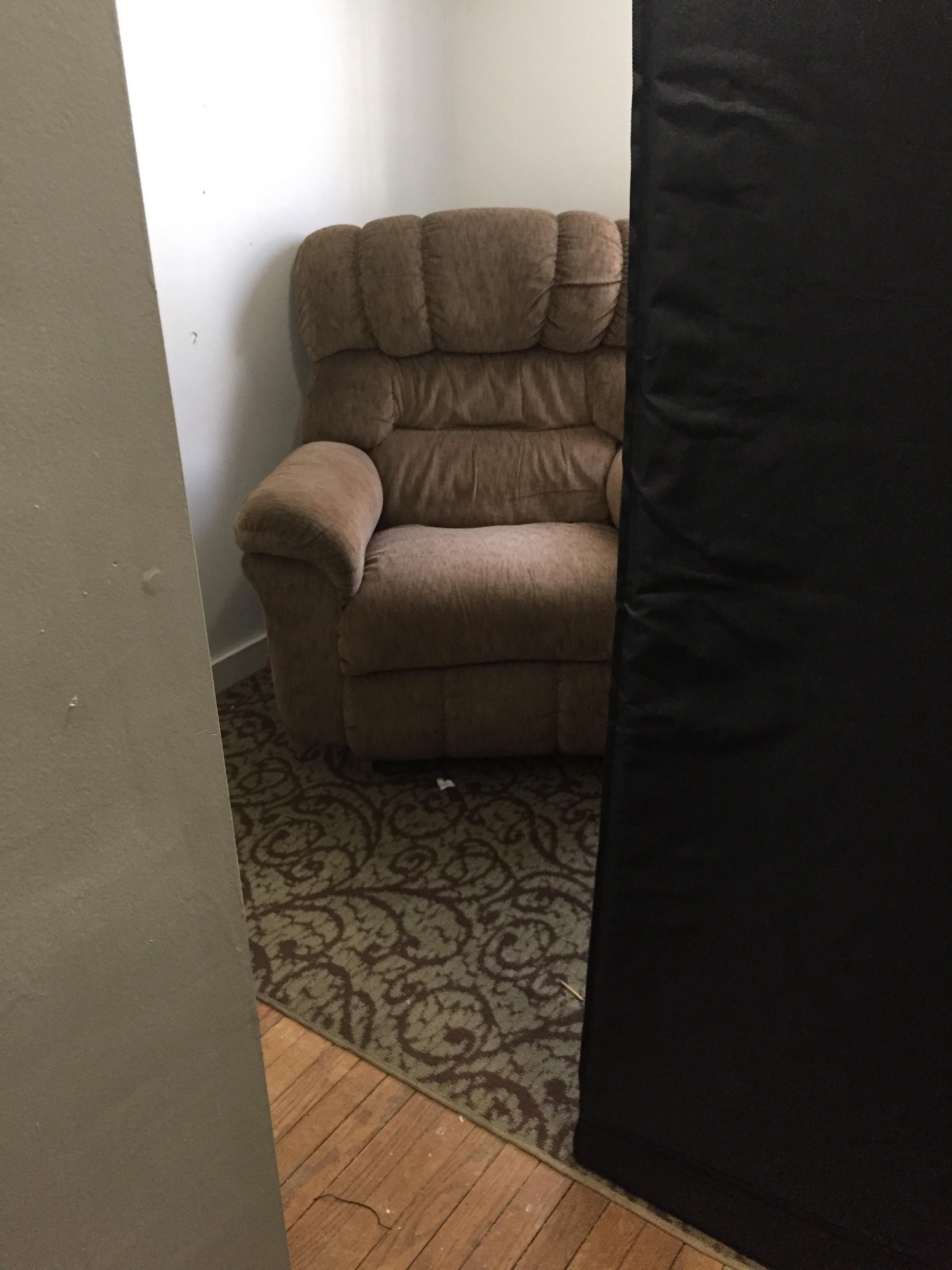 Chair.jpg