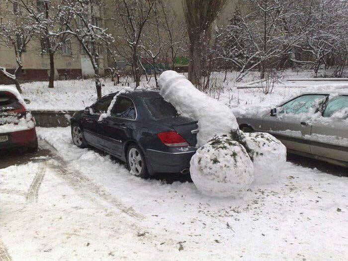SNOW BALLS.jpg