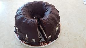 Click image for larger version

Name:	Cake.jpg
Views:	476
Size:	2.37 MB
ID:	483351