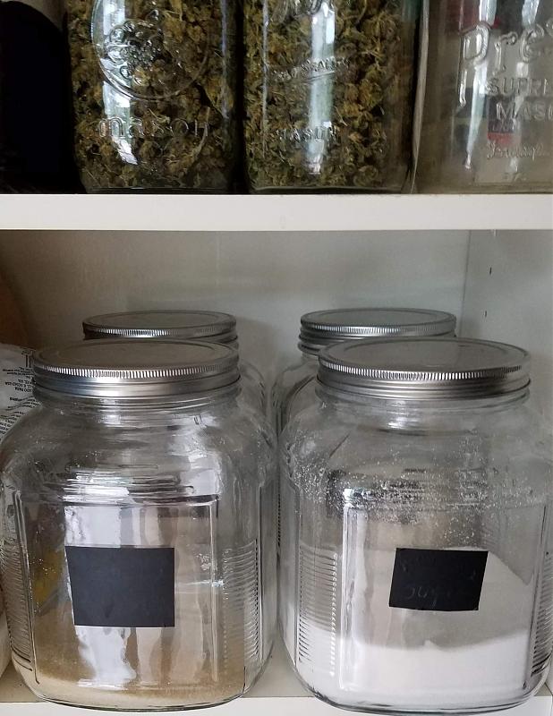 Click image for larger version

Name:	Jars.jpg
Views:	959
Size:	697.4 KB
ID:	534290