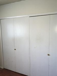 Click image for larger version

Name:	closet 1.jpg
Views:	418
Size:	1.96 MB
ID:	570774