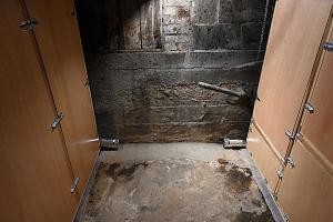 Click image for larger version

Name:	Custom Cabinets 2.jpg
Views:	402
Size:	257.6 KB
ID:	361499