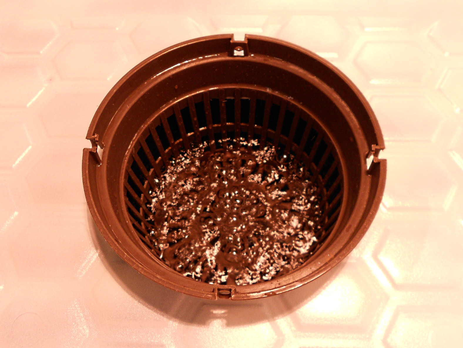 Click image for larger version

Name:	Prep - Netpot bubbles - Copy.jpg
Views:	215
Size:	440.5 KB
ID:	396050