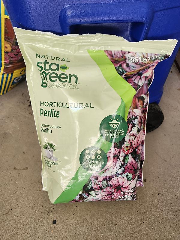 Click image for larger version

Name:	Perlite.jpg
Views:	214
Size:	3.23 MB
ID:	624513