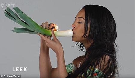 Click image for larger version

Name:	3F9128EF00000578-4441316-image-a-90_1493064022329.jpg
Views:	292
Size:	81.2 KB
ID:	84251